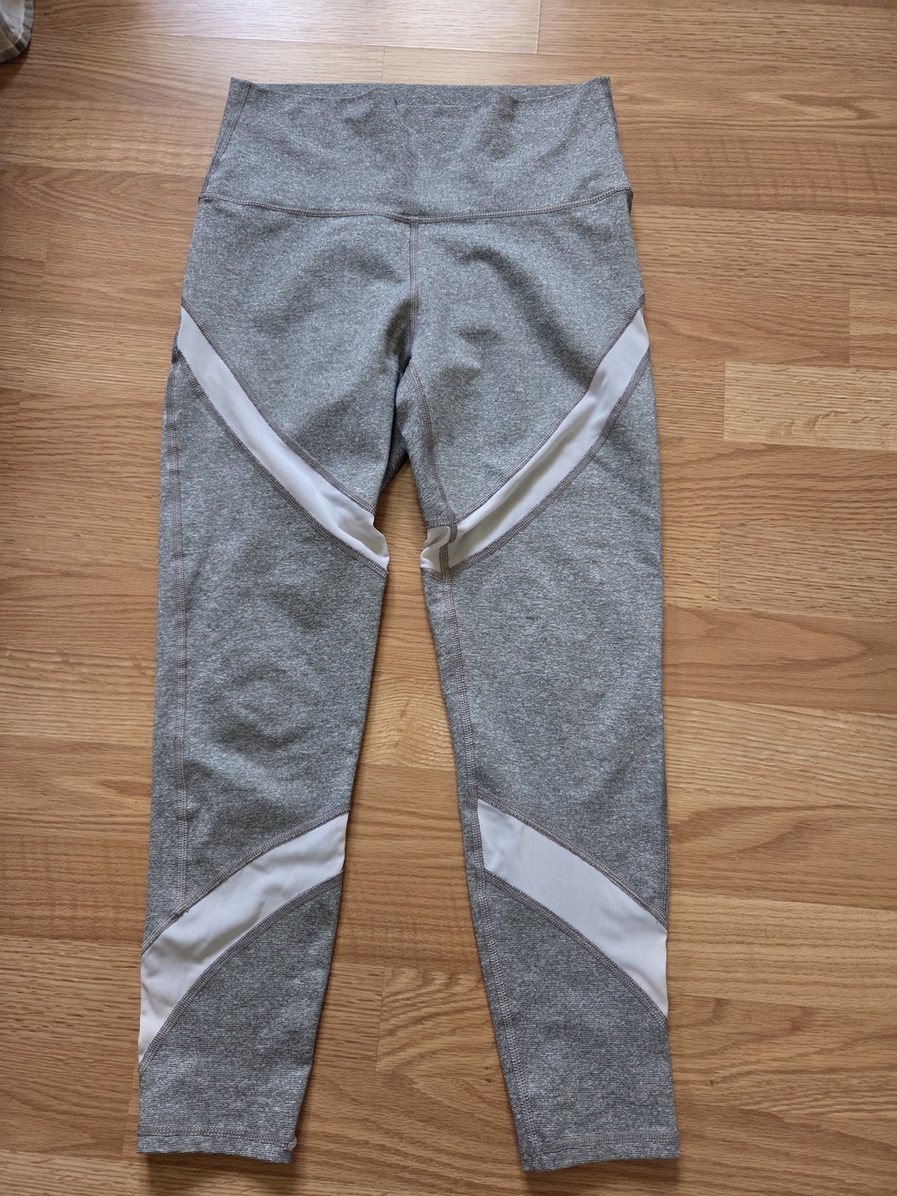 aerie Gray Leggings with White Chevron Panels